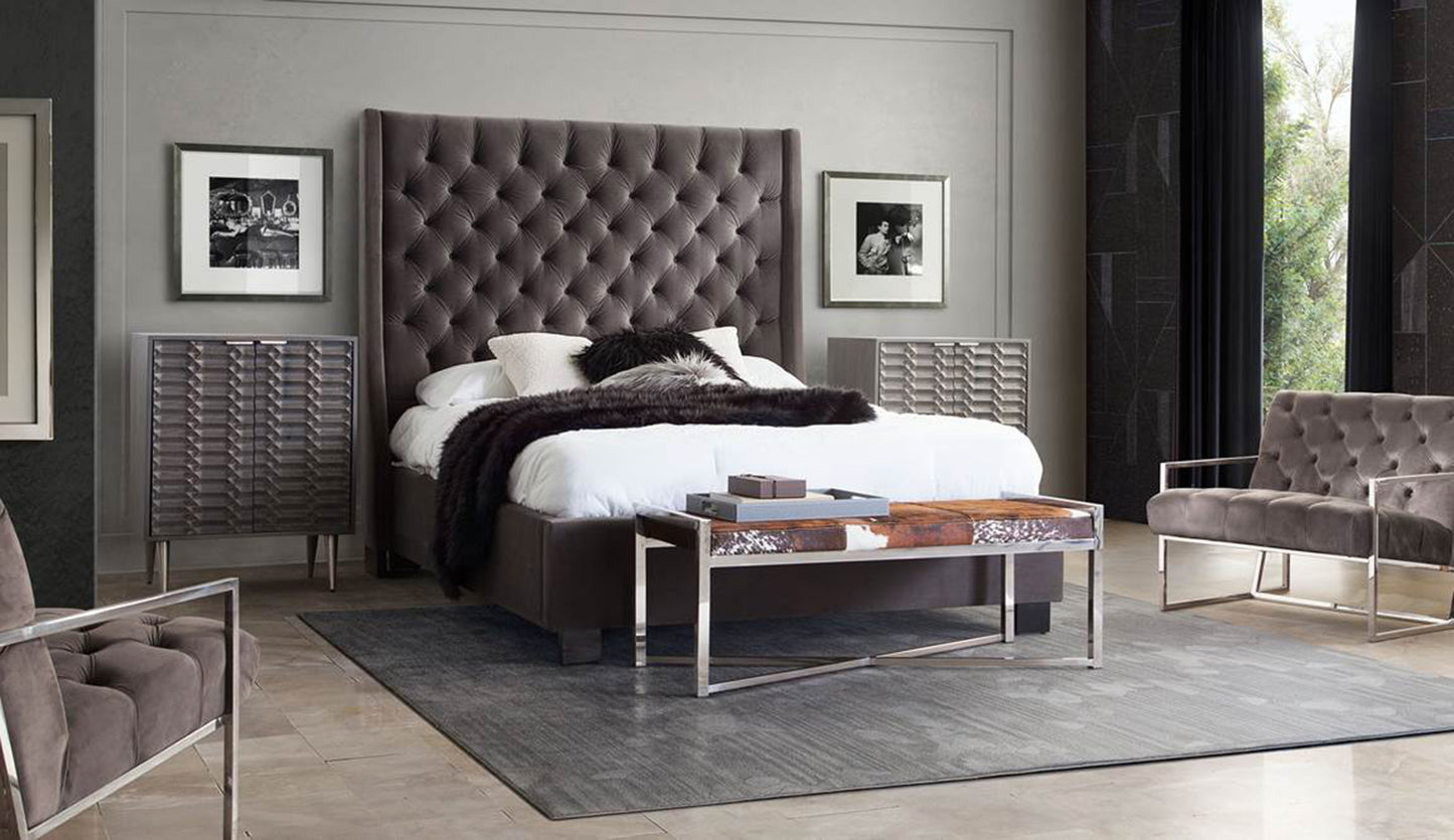 Park Avenue Eastern King Tufted Bed with Vintage Wing