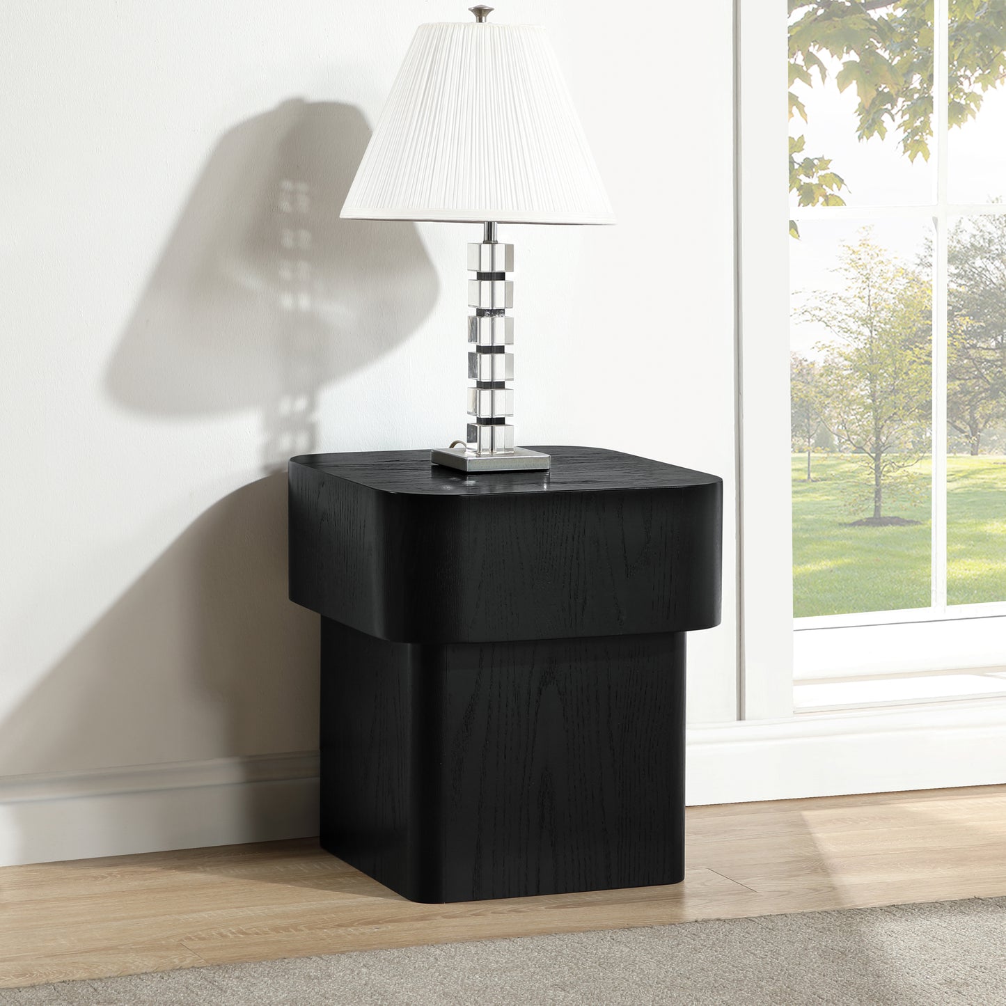 Oakmont Black End Table