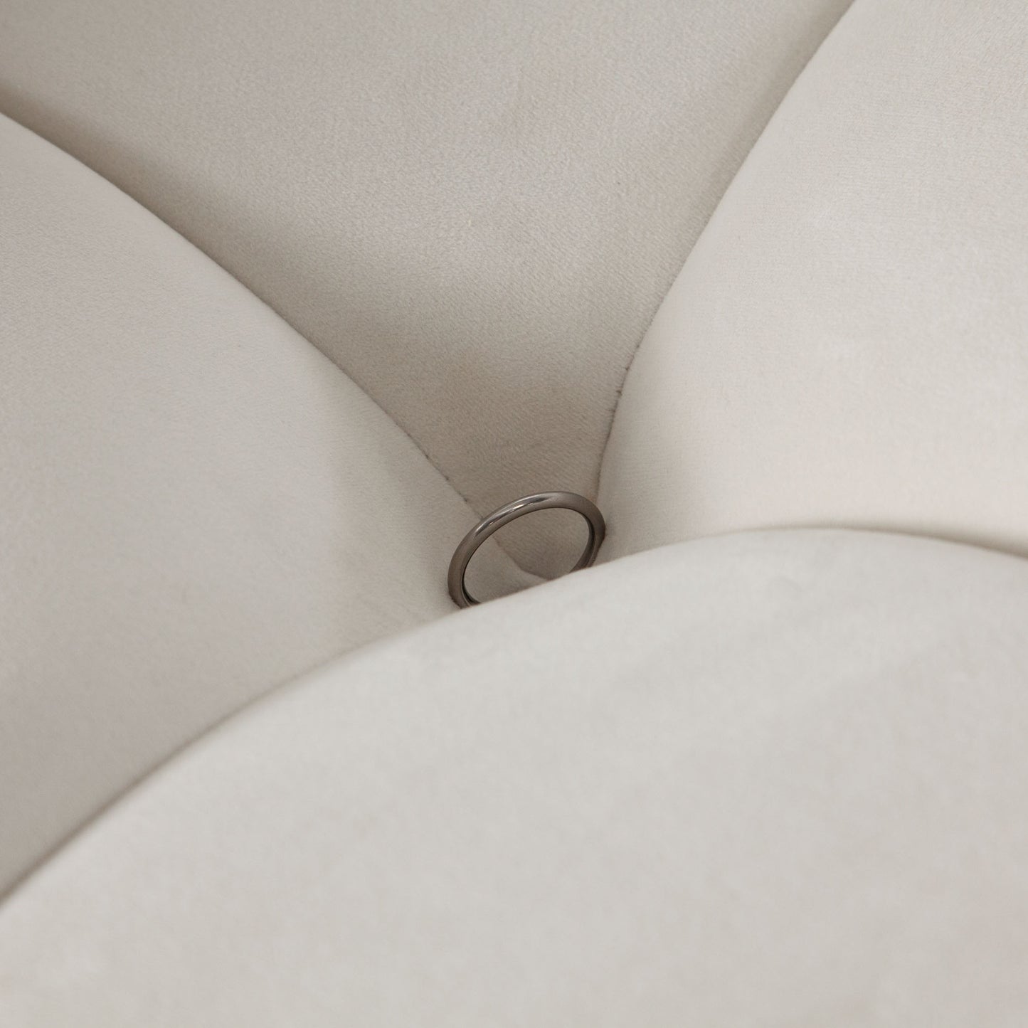 Paloma Armless Chair in Light Cream Velvet by Diamond Sofa